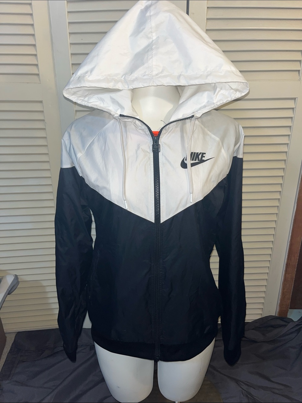 Nike Women's Black and White Hooded Bomber Windbreaker Jacket